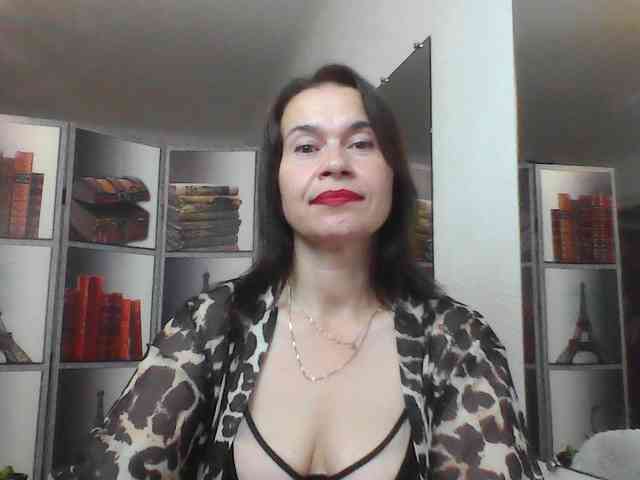 HelenMoo webcam