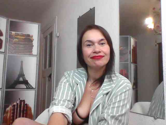 HelenMoo webcam