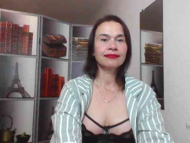 HelenMoo webcam