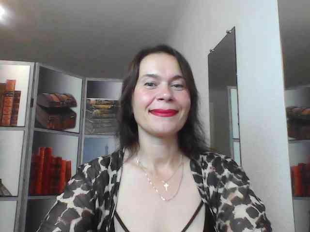 HelenMoo webcam