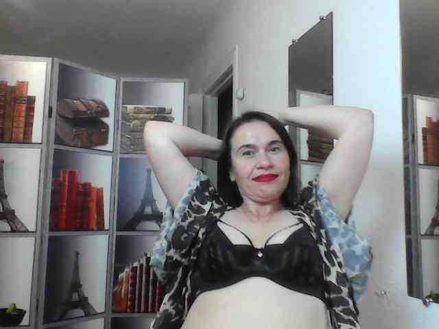 HelenMoo webcam