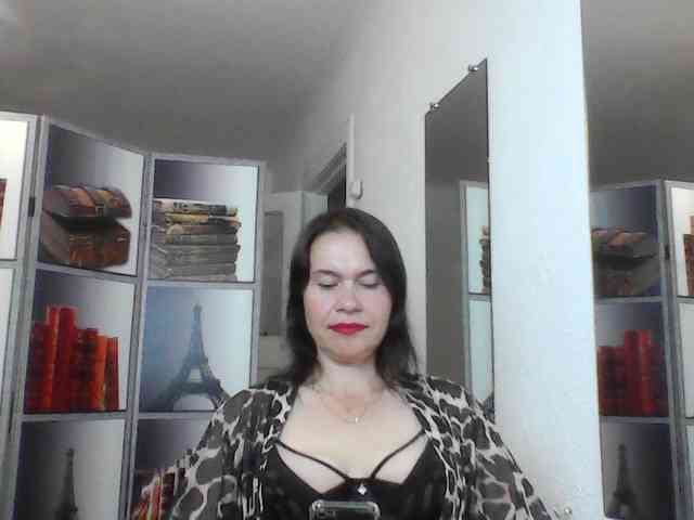 HelenMoo webcam
