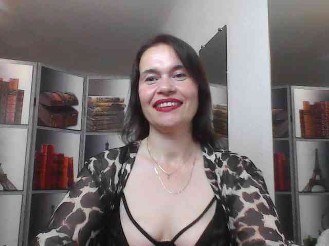 HelenMoo webcam