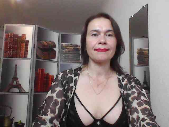 HelenMoo webcam