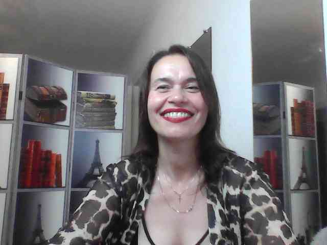 HelenMoo webcam