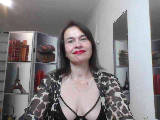 HelenMoo webcam
