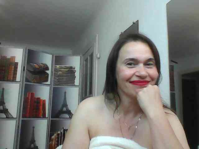 HelenMoo webcam