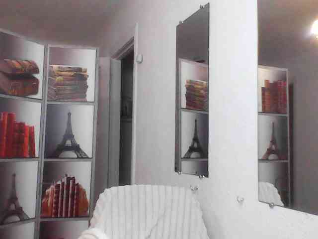 HelenMoo webcam