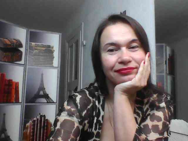 HelenMoo Live Webcam on BongaCams