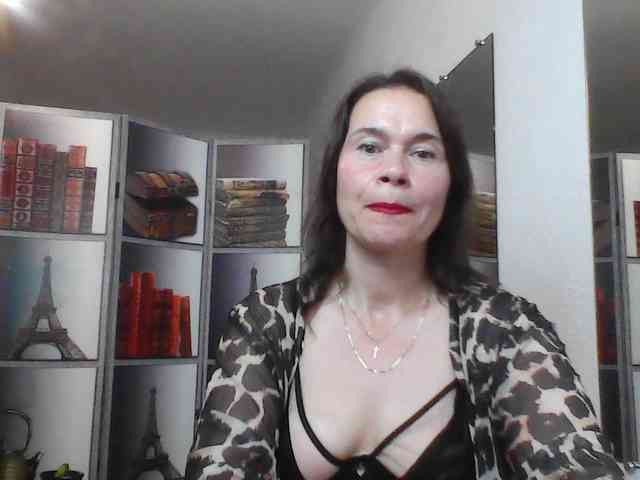 HelenMoo webcam