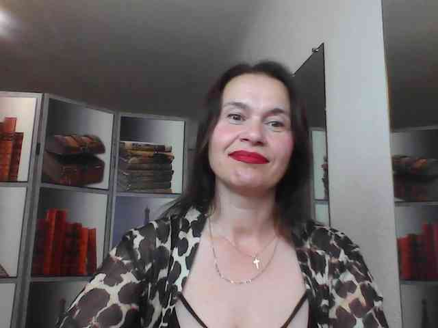 HelenMoo webcam