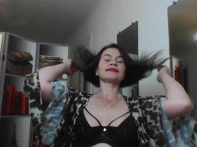 HelenMoo webcam