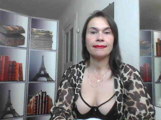 HelenMoo webcam