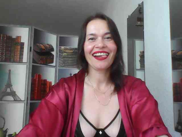 HelenMoo webcam