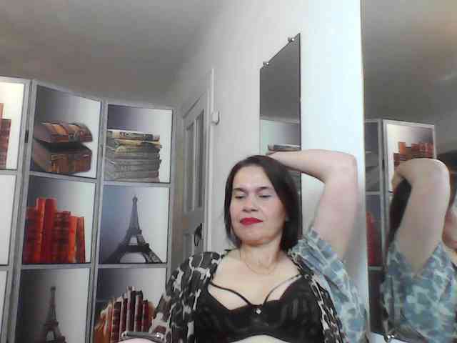 HelenMoo webcam