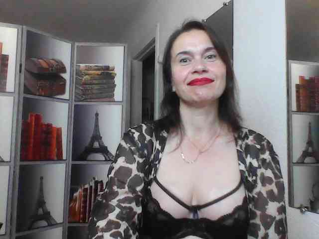 HelenMoo webcam