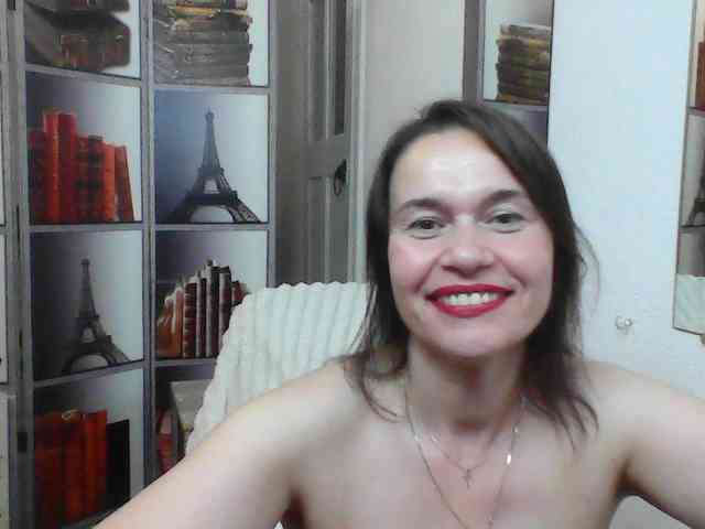 HelenMoo webcam