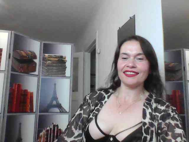 HelenMoo webcam