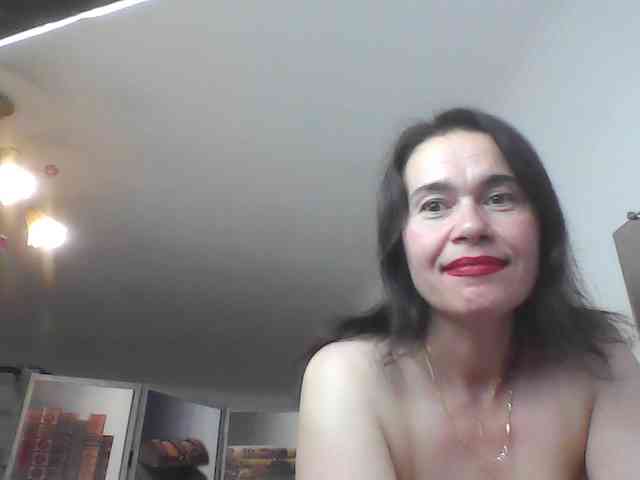 HelenMoo webcam
