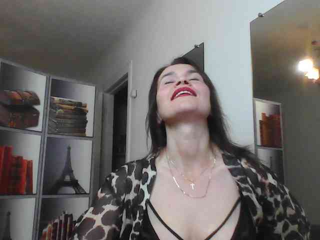 HelenMoo webcam