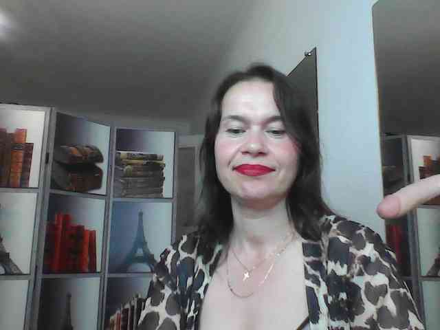 HelenMoo webcam