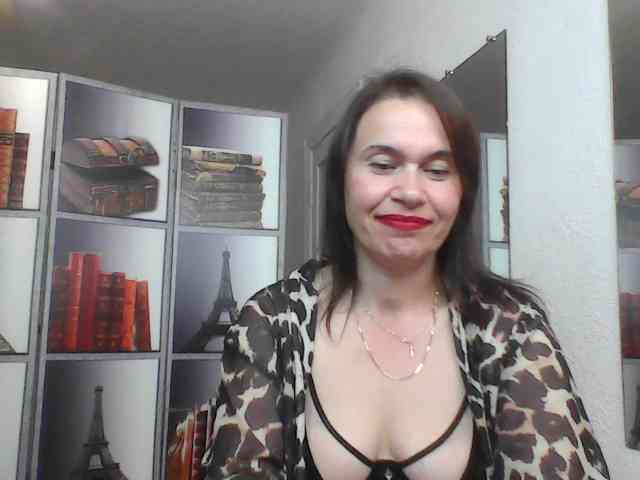 HelenMoo webcam