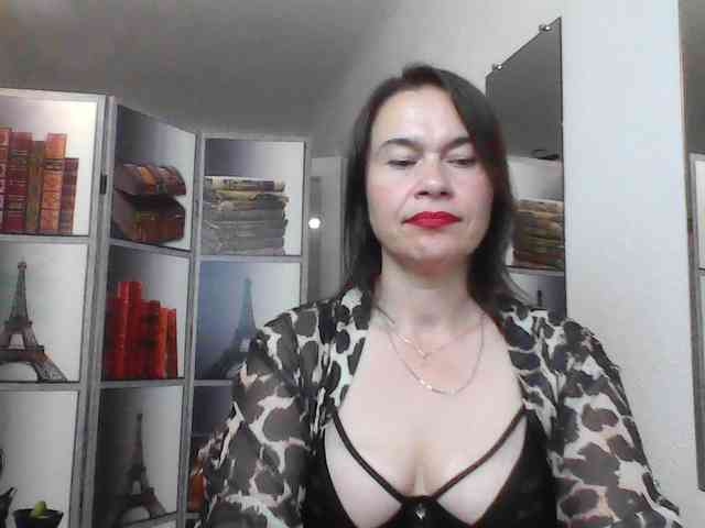 HelenMoo webcam