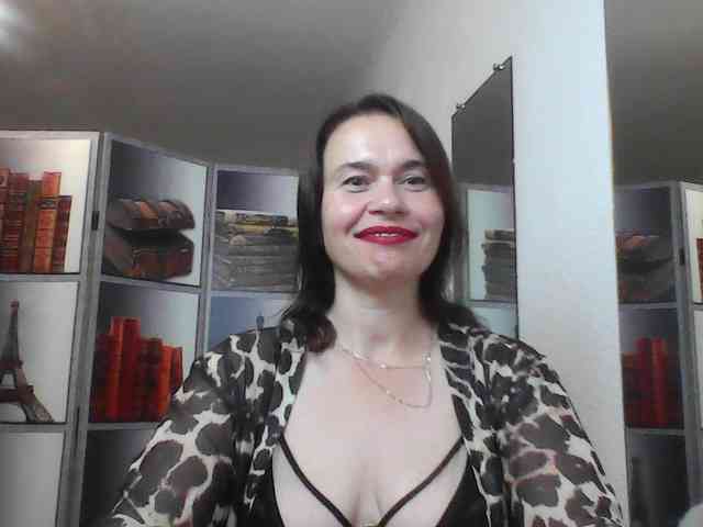 HelenMoo webcam