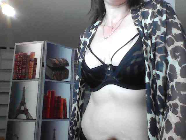 HelenMoo webcam