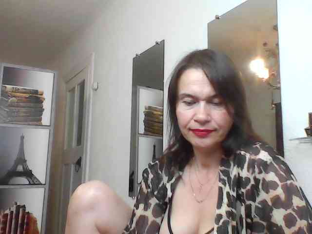 HelenMoo webcam