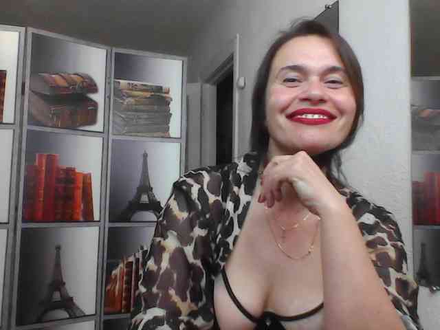 HelenMoo webcam