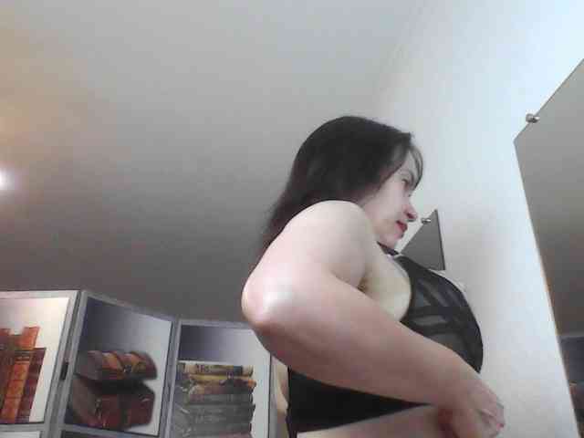 HelenMoo webcam