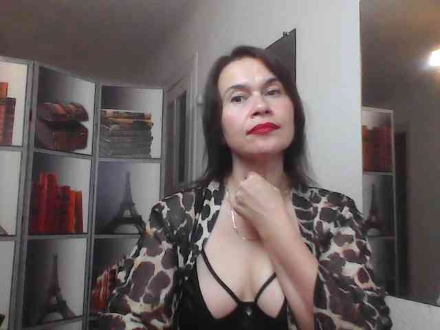 HelenMoo webcam