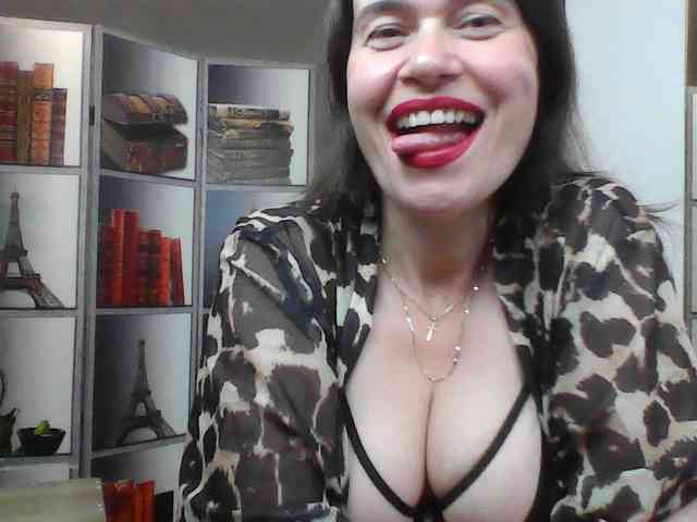 HelenMoo webcam