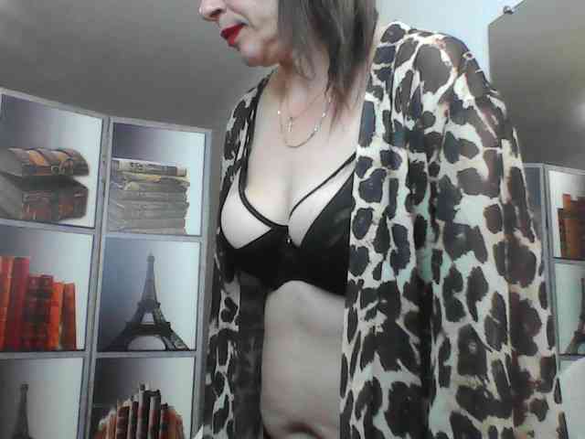 HelenMoo webcam