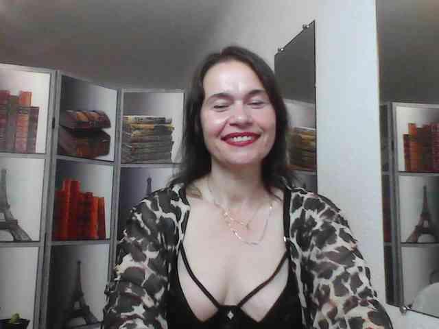 HelenMoo webcam