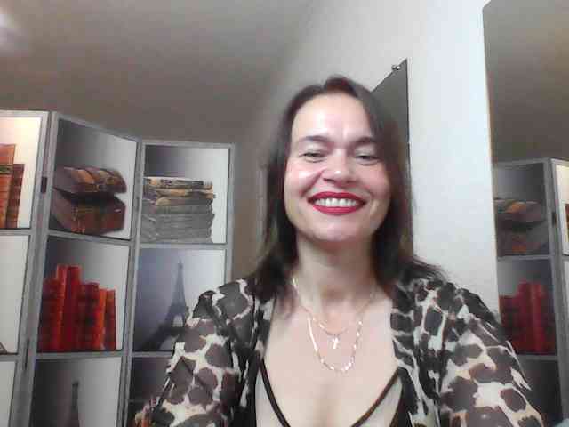 HelenMoo webcam