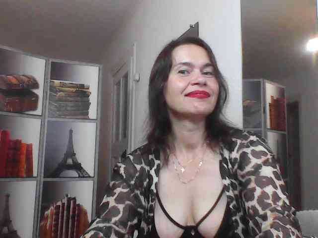 HelenMoo webcam