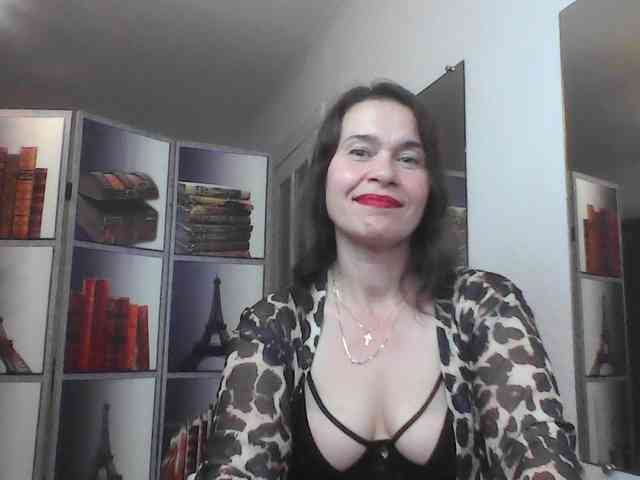 HelenMoo webcam