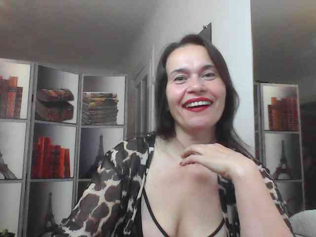 HelenMoo HelenMoo