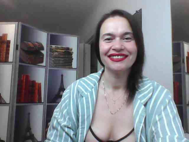 HelenMoo webcam