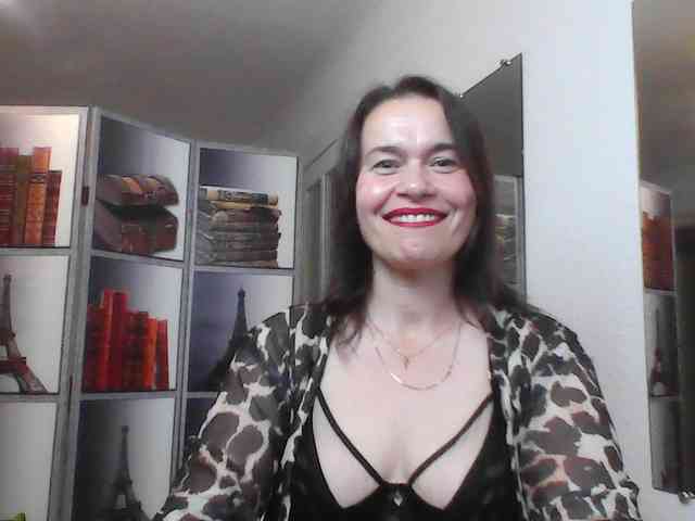 HelenMoo webcam