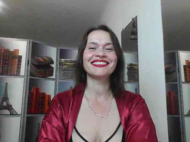 HelenMoo webcam