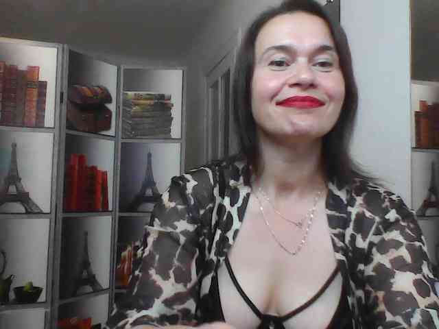 HelenMoo webcam
