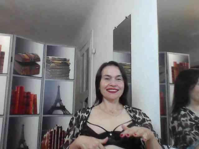 HelenMoo webcam