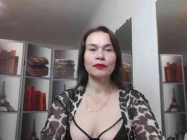 HelenMoo webcam