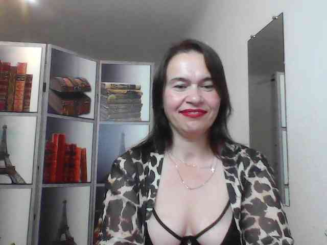 HelenMoo webcam