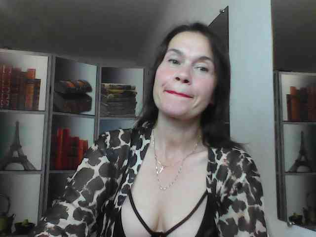 HelenMoo webcam