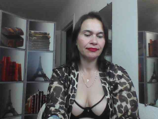 HelenMoo webcam