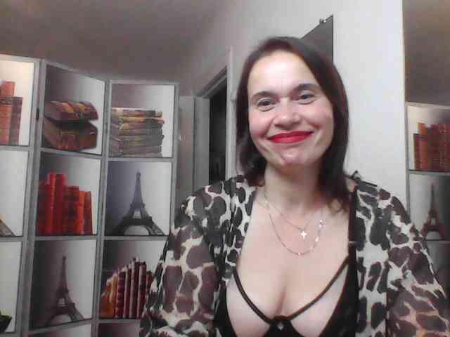 HelenMoo webcam